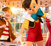 How to book restaurants at Disneyland® Paris after booking?